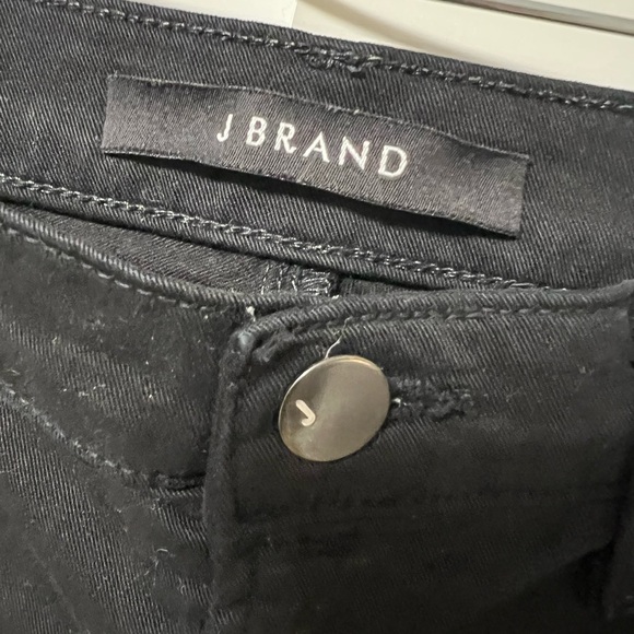 J BRAND DARK JEANS SIZE 27. Like new - Picture 2 of 10